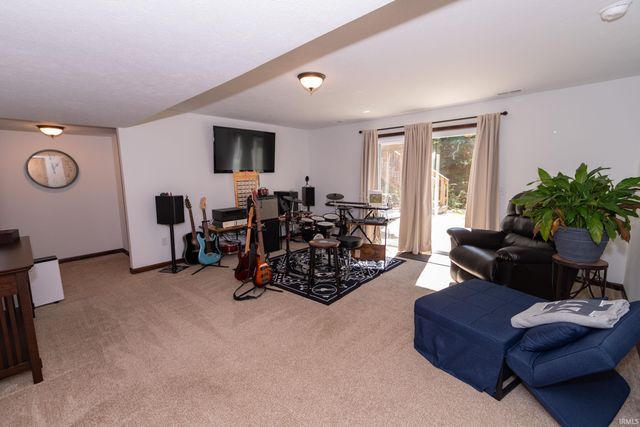 2237 Treys Trail, Mishawaka, IN 46545