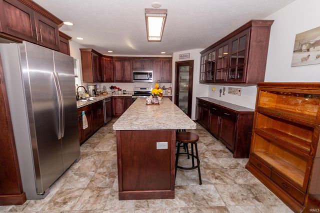 2237 Treys Trail, Mishawaka, IN 46545