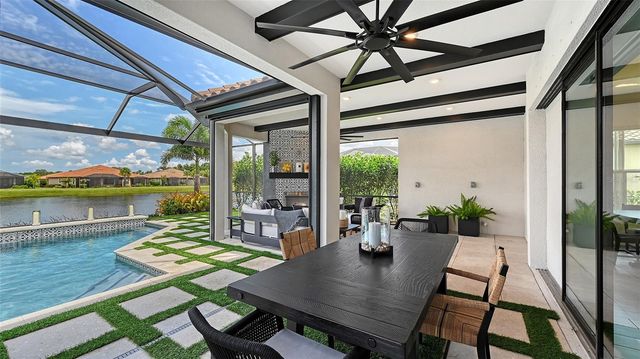3022 VITTORIO COURT, Bradenton, FL 34211