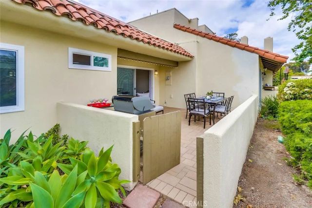 624 Hilvanar, Newport Beach, CA 92660