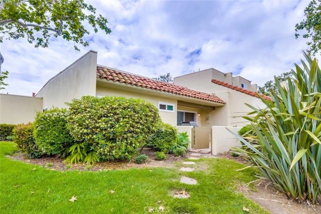 624 Hilvanar, Newport Beach, CA 92660