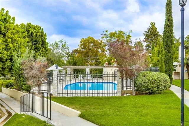 624 Hilvanar, Newport Beach, CA 92660