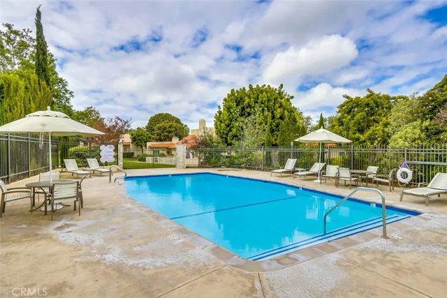 624 Hilvanar, Newport Beach, CA 92660