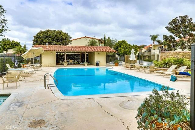 624 Hilvanar, Newport Beach, CA 92660