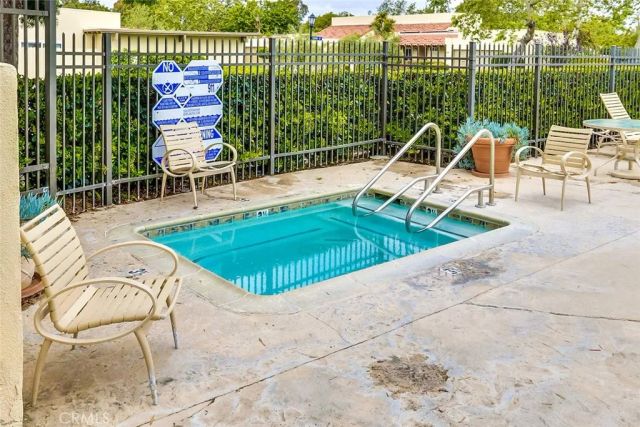 624 Hilvanar, Newport Beach, CA 92660