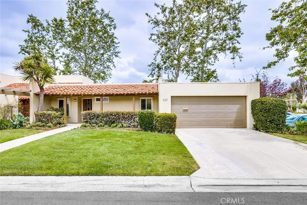 624 Hilvanar, Newport Beach, CA 92660