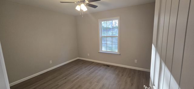 1251 Higginbotham Rd, Mcminnville, TN 37110