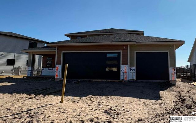 28425 Laurel Circle, Valley, NE 68064