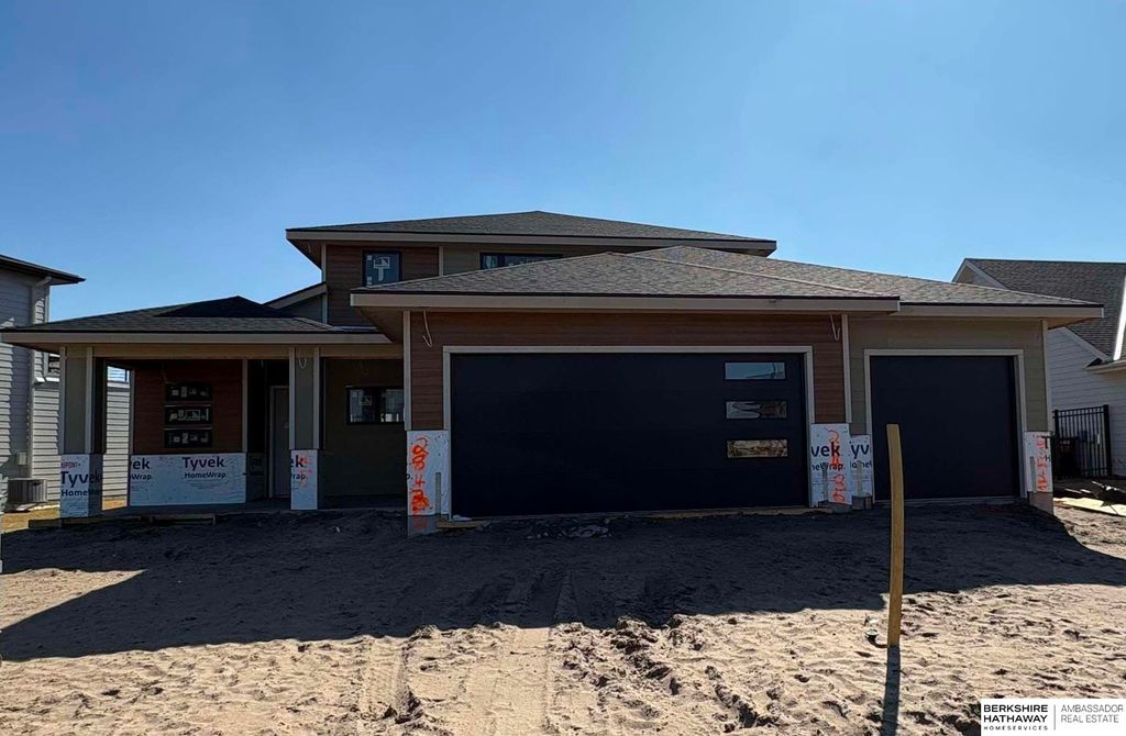 28425 Laurel Circle, Valley, NE 68064