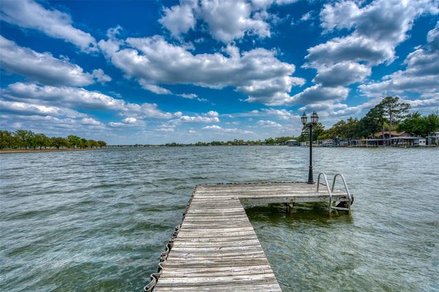 146 Winding WAY, Sunrise Beach, TX 78643