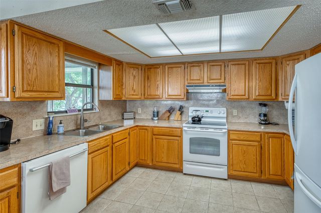 146 Winding WAY, Sunrise Beach, TX 78643