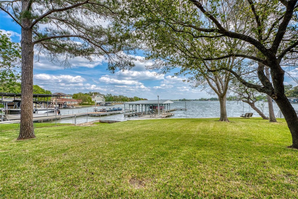 146 Winding WAY, Sunrise Beach, TX 78643