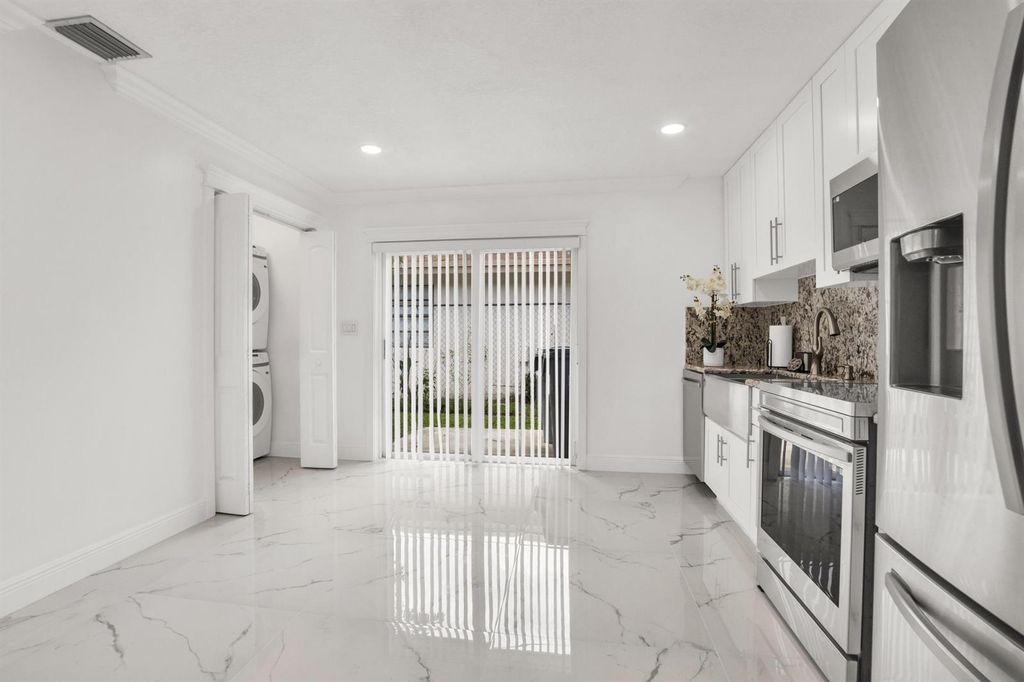 3421 NE 5th Avenue, Pompano Beach, FL 33064
