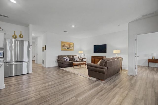 154 River Branch Way, Hoschton, GA 30548