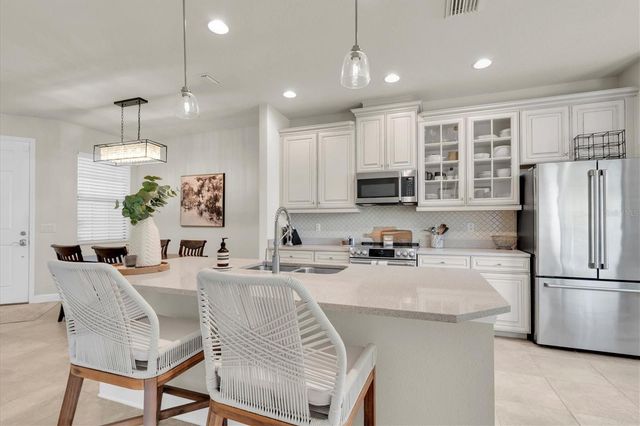 4861 WANDERING WAY, Wesley Chapel, FL 33544