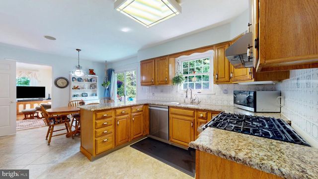 502 FORESTBROOK DR, Galloway, NJ 08205