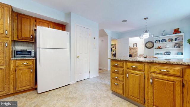 502 FORESTBROOK DR, Galloway, NJ 08205