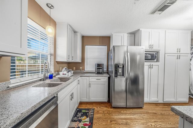 4401 Holt Street, Bellaire, TX 77401