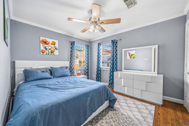 4401 Holt Street, Bellaire, TX 77401