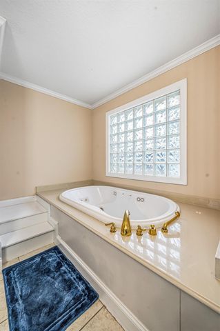 4401 Holt Street, Bellaire, TX 77401