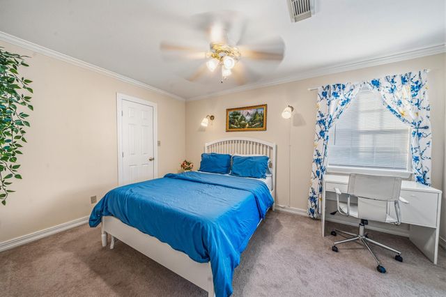 4401 Holt Street, Bellaire, TX 77401