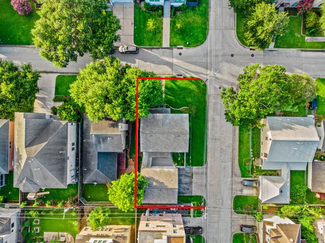 4401 Holt Street, Bellaire, TX 77401