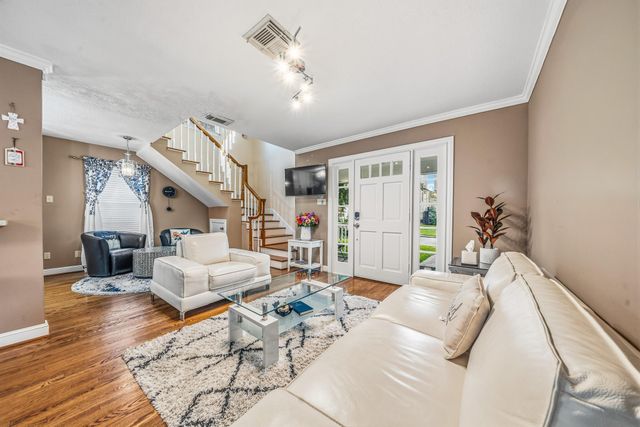 4401 Holt Street, Bellaire, TX 77401