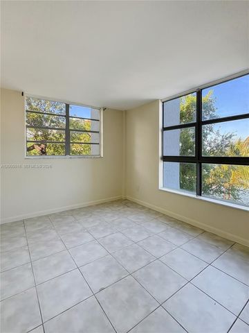 777 NE 62nd St C402, Miami, FL 33138