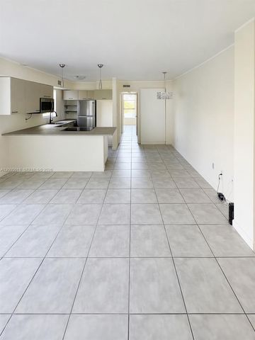 777 NE 62nd St C402, Miami, FL 33138