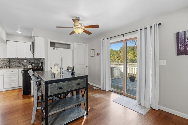 1227 Old Plainville Rd, New Bedford, MA 02745