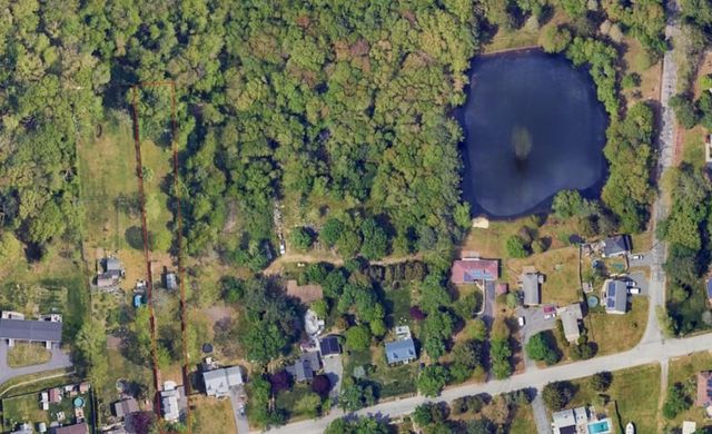 1227 Old Plainville Rd, New Bedford, MA 02745