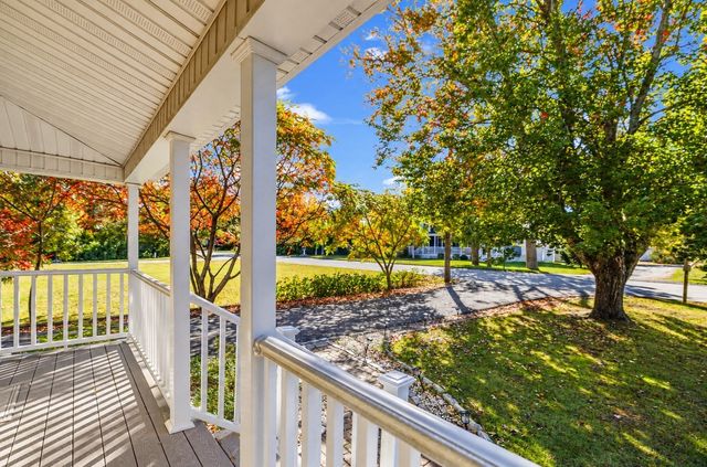 1227 Old Plainville Rd, New Bedford, MA 02745