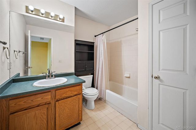 1232 S Waco Street D, Aurora, CO 80017