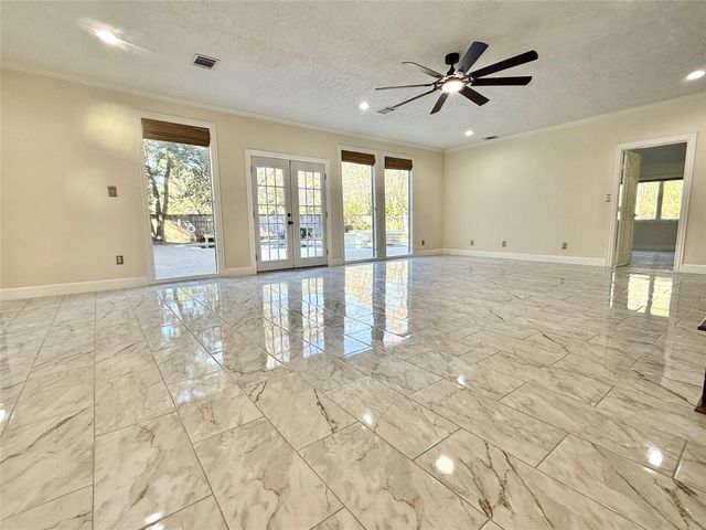 2502 Lake Gardens Court, Kingwood, TX 77339