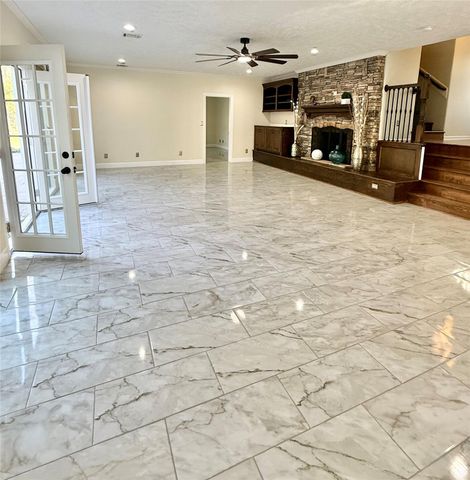 2502 Lake Gardens Court, Kingwood, TX 77339