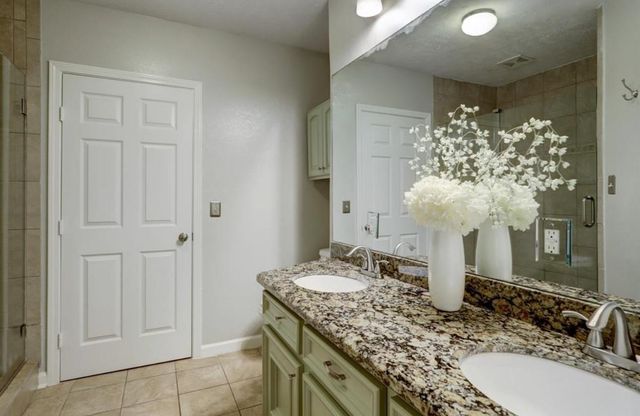 2502 Lake Gardens Court, Kingwood, TX 77339