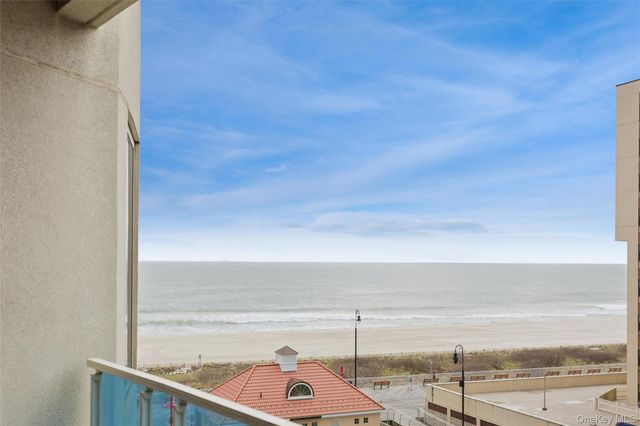 403 E Boardwalk 502, Long Beach, NY 11561