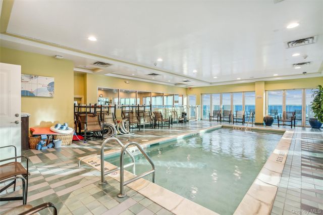 403 E Boardwalk 502, Long Beach, NY 11561