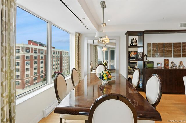 403 E Boardwalk 502, Long Beach, NY 11561