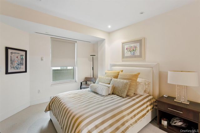 403 E Boardwalk 502, Long Beach, NY 11561