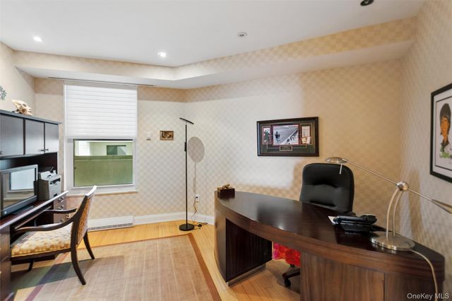 403 E Boardwalk 502, Long Beach, NY 11561