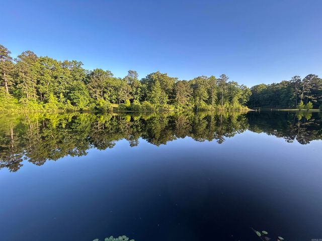 8125 Clearlake Drive, Mabelvale, AR 72103