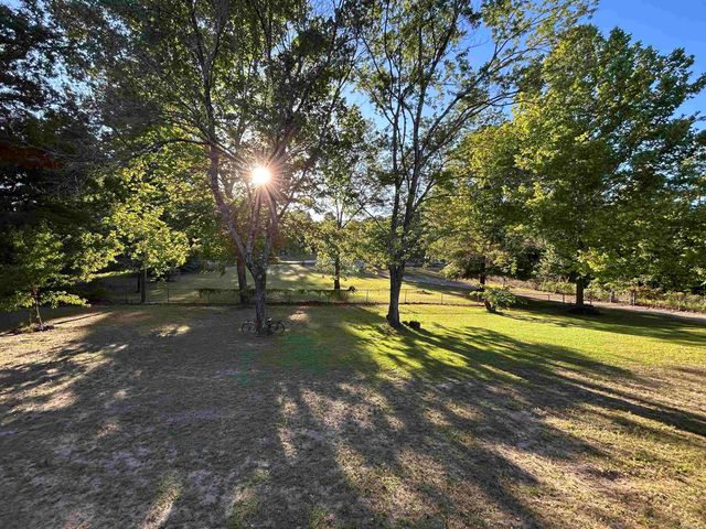 8125 Clearlake Drive, Mabelvale, AR 72103