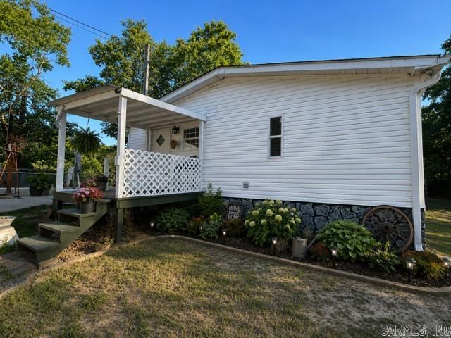 8125 Clearlake Drive, Mabelvale, AR 72103