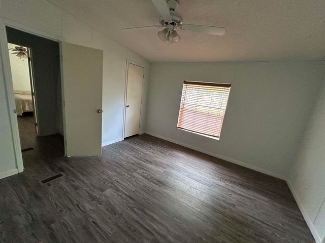 8125 Clearlake Drive, Mabelvale, AR 72103