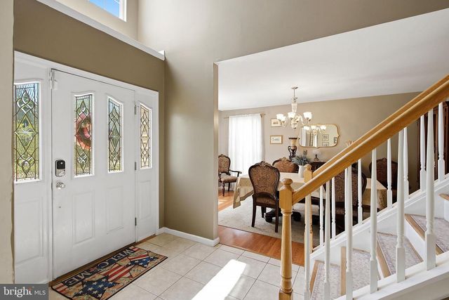 58 NAUTILUS DR, Barnegat, NJ 08005