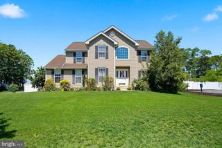58 NAUTILUS DR, Barnegat, NJ 08005