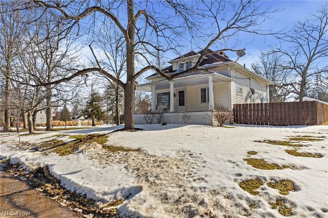 6312 E Pleasant Valley Road, Independence, OH 44131