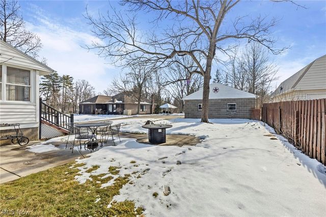 6312 E Pleasant Valley Road, Independence, OH 44131