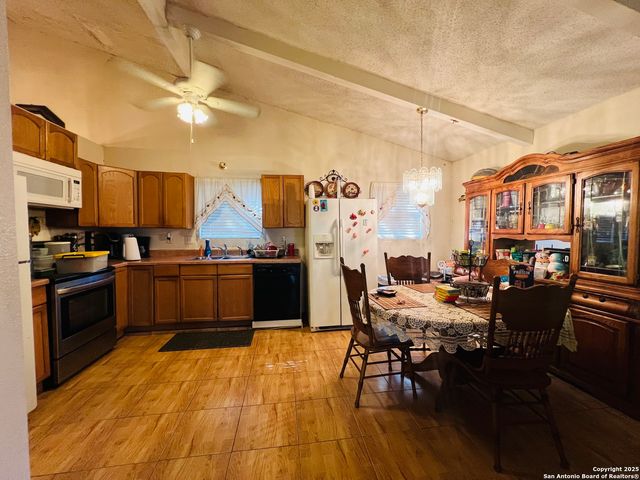 3407 kashmuir, San Antonio, TX 78223